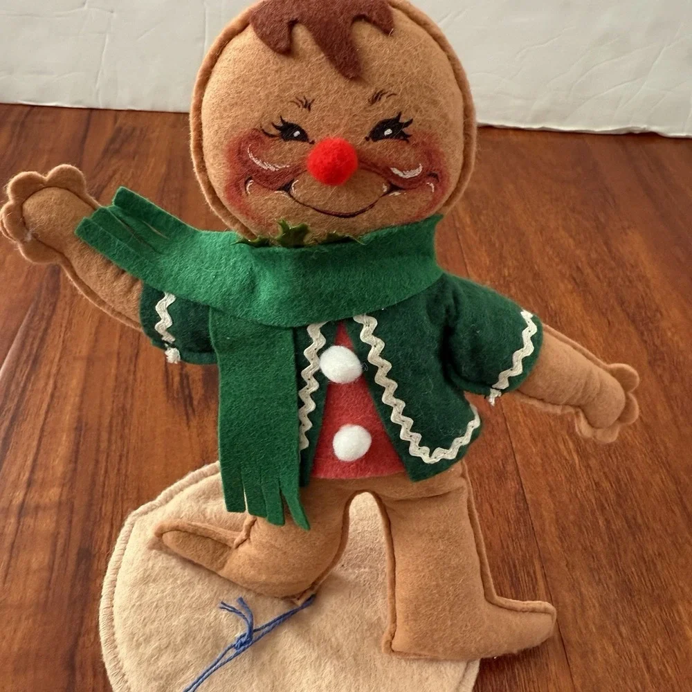 Annalee Christmas Gingerbread 9 inch Man Boy 1992 Poseable Figure USA Made Clean